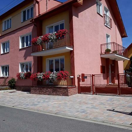 Apartmany Boss Liptovský Mikuláš Dış mekan fotoğraf