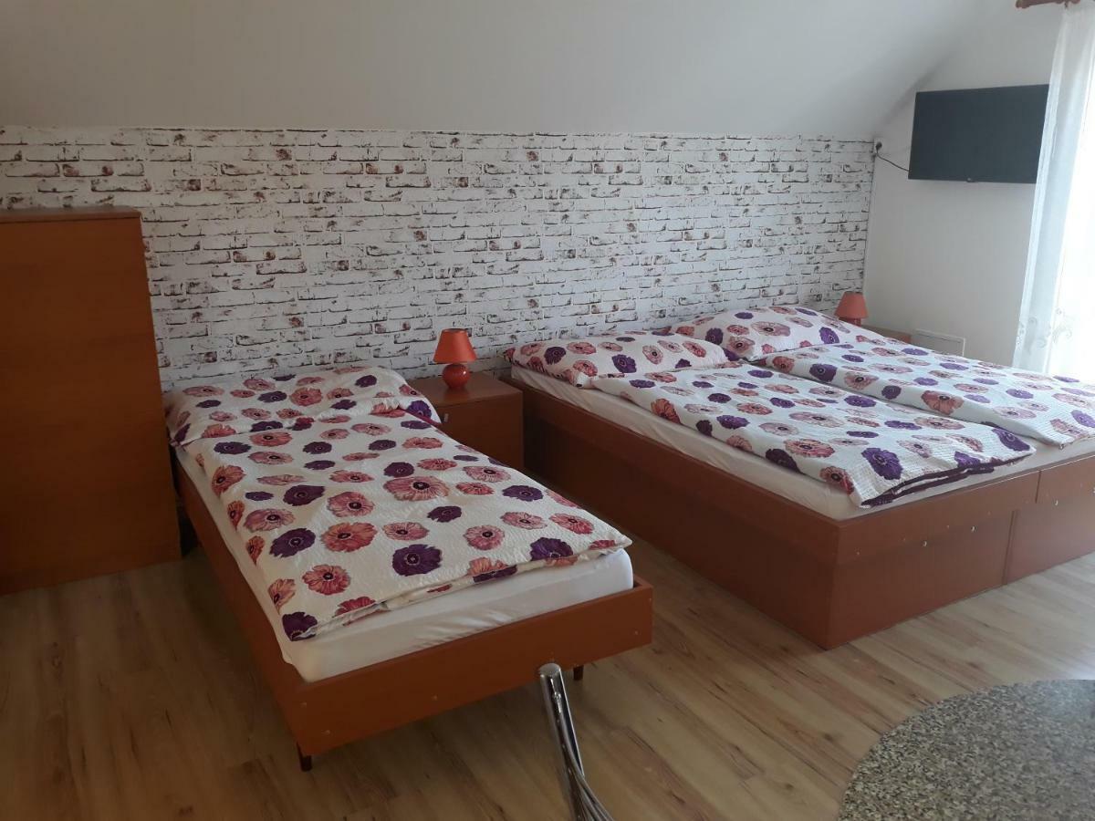 Apartmany Boss Liptovský Mikuláš Dış mekan fotoğraf